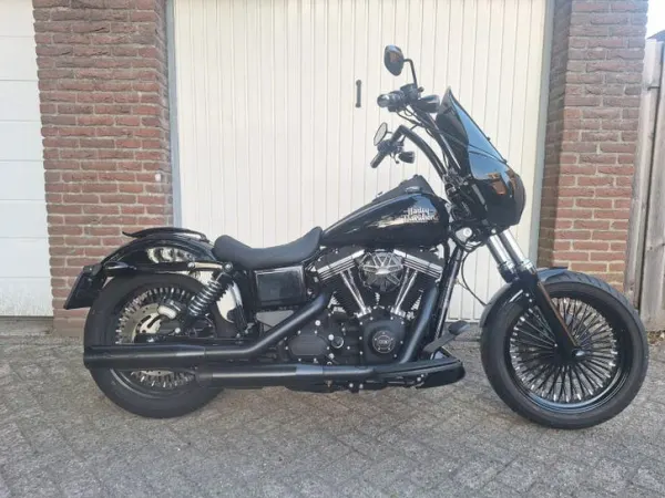 2014 Harley-Davidson Street Bob - € 13.499 · Bieden (1/1)