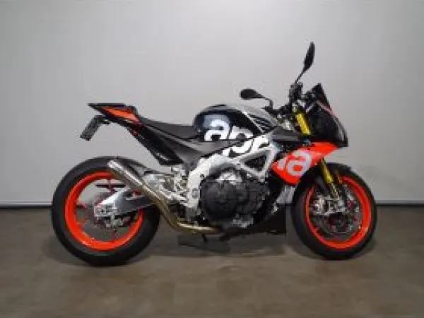 Year unknown Aprilia Tuono V4 1100 Fact Superpole - €13,490 (1/1)