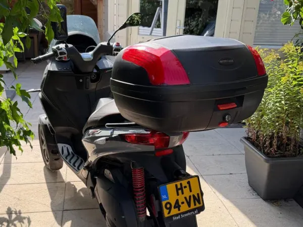 2020 Piaggio MP3 300 - € 5.200 (1/1)
