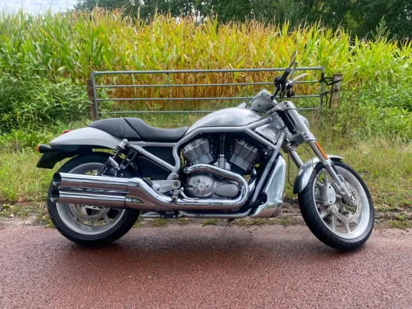 2005 Harley-Davidson V-Rod - € 6.950 (1/1)