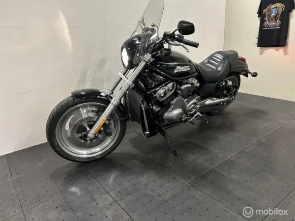 2006 Harley-Davidson V-Rod - €10,995 · Bidding (1/1)
