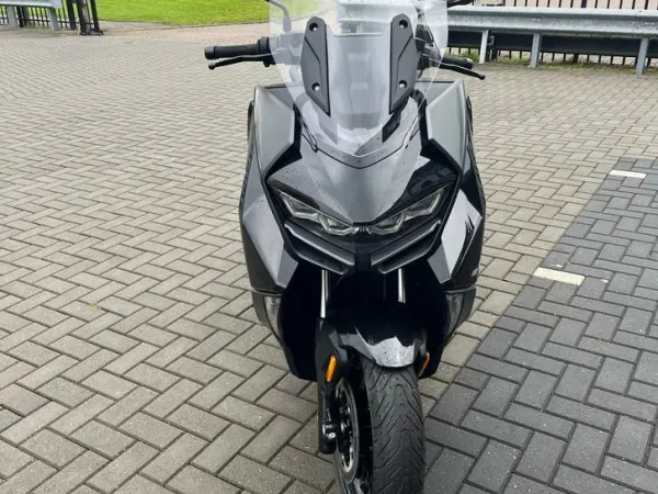 2023 BMW C 400 GT - € 9.750 (1/1)