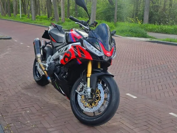 2024 Aprilia Tuono V4 1100 - €19,599 · Bidding (1/1)