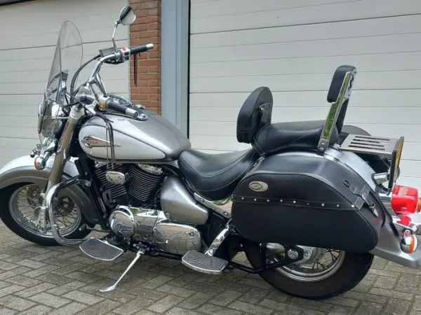 2003 Suzuki VL 800 - €4,150 · Bidding (1/1)