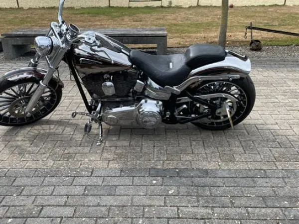 2014 Harley-Davidson Breakout - € 23.000 · Bieden (1/1)