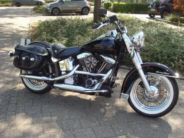 1994 Harley-Davidson Heritage - € 6.750 · Bieden (1/1)