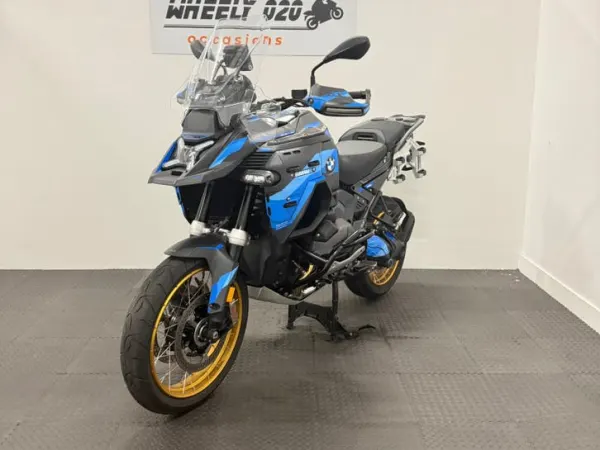 Bouwjaar onbekend BMW R1300 gs adventure. (Triple black) - € 23.000 · Bieden (1/1)