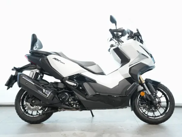 2024 Honda ADV 350 - €6,990 (1/1)