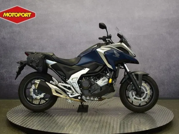 2024 Honda NC 750 - € 8.999 (1/1)