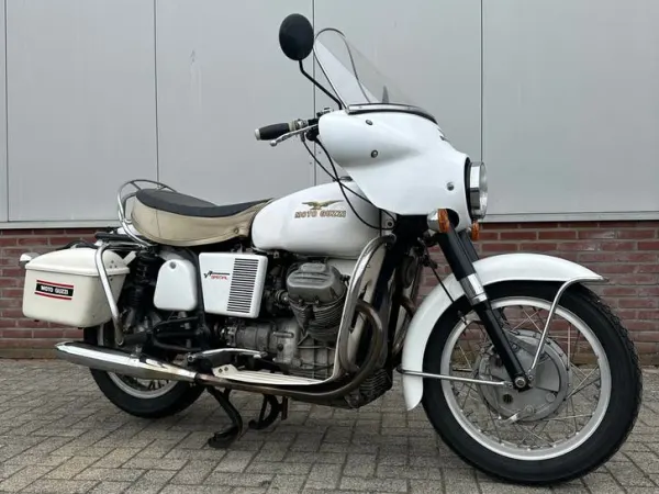 Bouwjaar onbekend Moto Guzzi V7 Special - € 4.950 · Bieden (1/1)