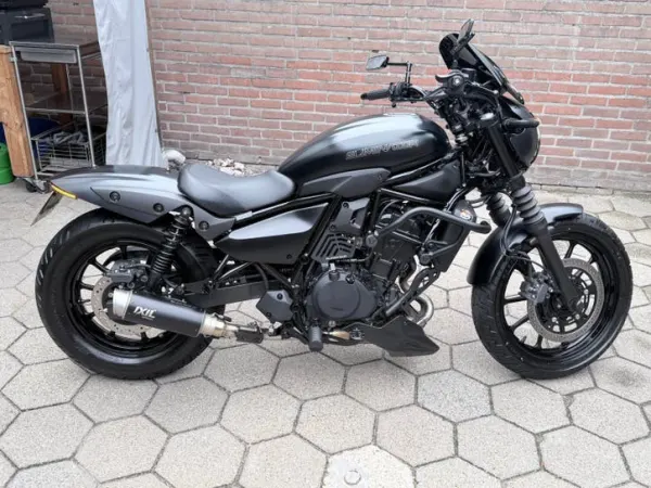 2025 Kawasaki Eliminator 500 se 2025 Vele Modificaties - €7,250 · Bidding (1/1)