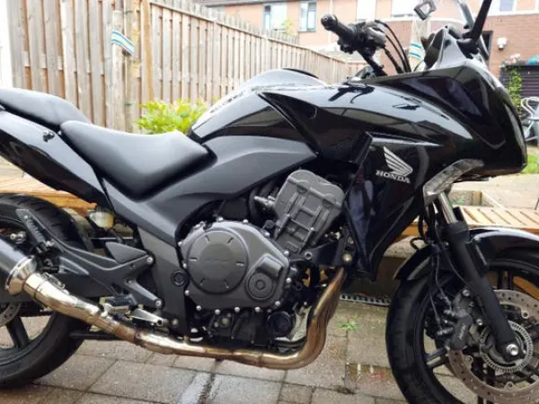 2012 Honda CBF 1000 - €4,999 · Bidding (1/1)