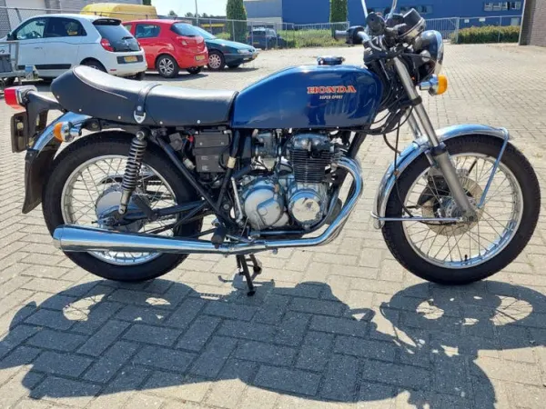 1975 Honda CB 400 - € 4.500 · Bieden (1/1)