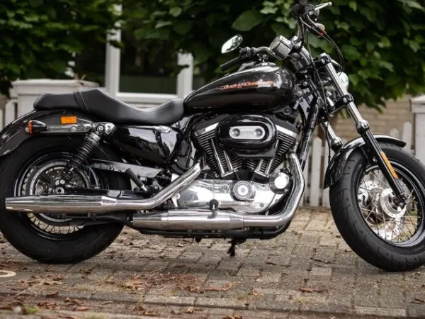 2019 Harley-Davidson XL1200C Sportster Custom 1200 2019 2,500 km - € 11.950 (1/1)