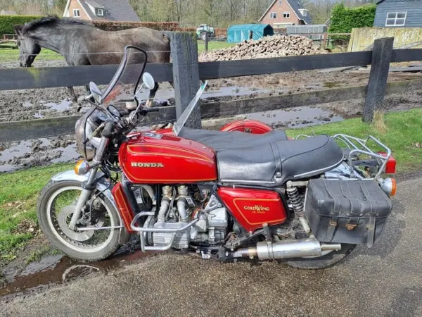 Bouwjaar onbekend Honda GL 1000 - € 3.750 · Bieden (1/1)