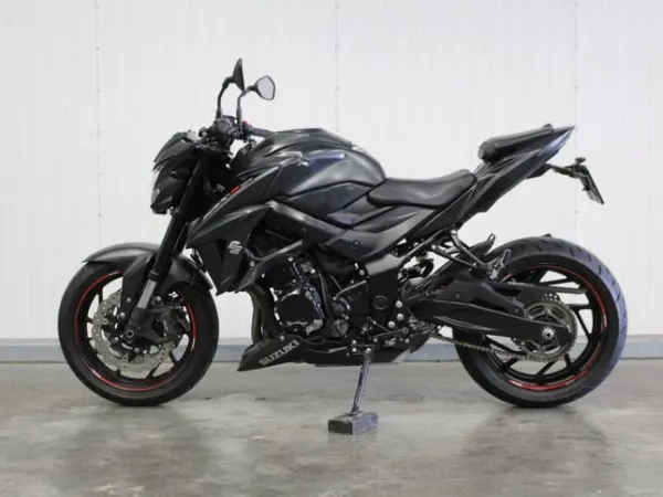 2020 Suzuki GSX-S 750 2020 - € 4.450 (1/1)