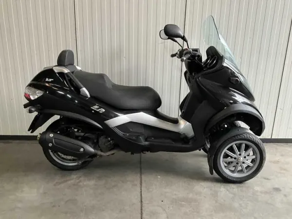 Year unknown Piaggio MP3 250 LT Motorfiets - Price on request (1/1)