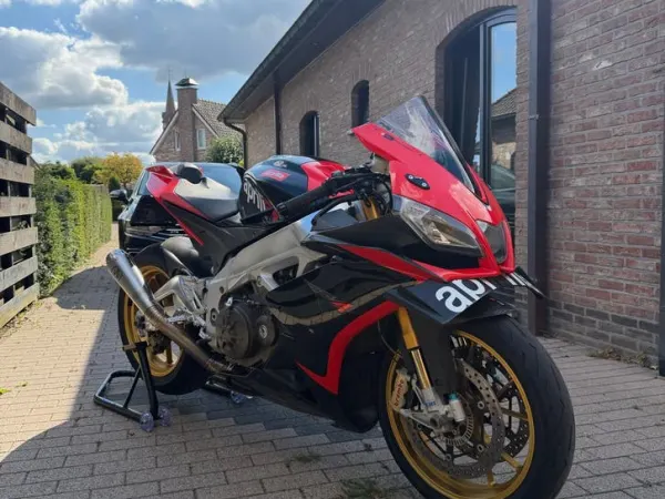 2012 Aprilia RSV4 Factory Aprc 2012 - € 8.799 (1/1)