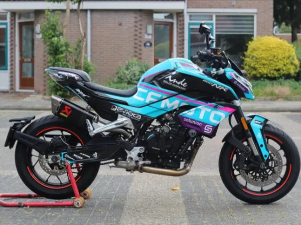 2025 Cfmoto 800 NK - € 7.999 · Bieden (1/1)