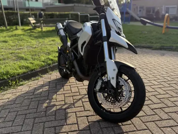 2014 Ducati Hypermotard 821 - €5,999 (1/1)