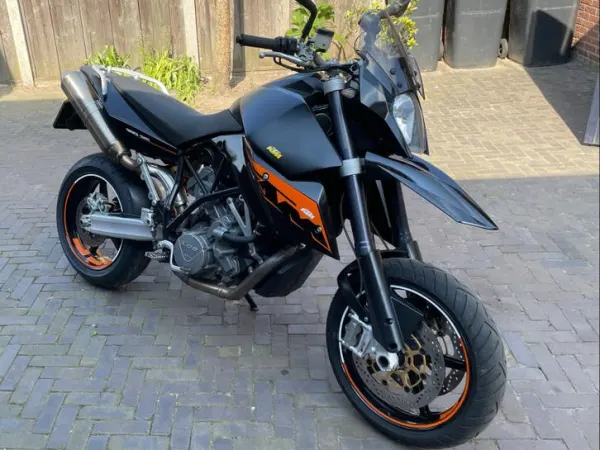 Year unknown KTM 990 Supermoto 990SM - €4,800 · Bidding (1/1)