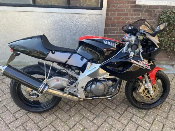 1997 Yamaha SZR 660 - €3,900 (1/1)