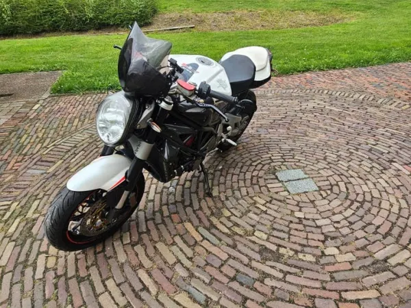 Year unknown MV Agusta Brutale 1078 RR - €7,500 · Bidding (1/1)
