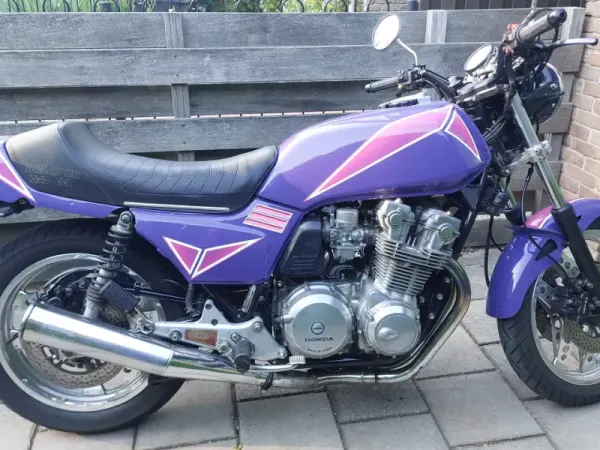 1982 Honda CB 900 - €1,995 (1/1)