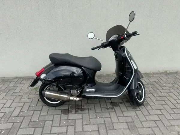 2010 Vespa GTS 250 - €2,500 (1/1)