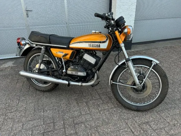 1975 Yamaha RD 250 - € 3.645 · Bieden (1/1)
