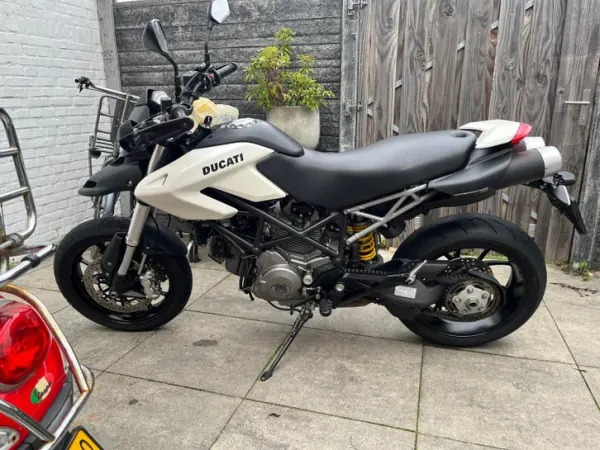 Year unknown Ducati Hypermotard 796 - Reserved (1/1)