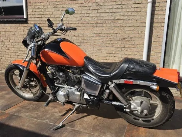 Year unknown Honda VT 1100 - €2,250 · Bidding (1/1)