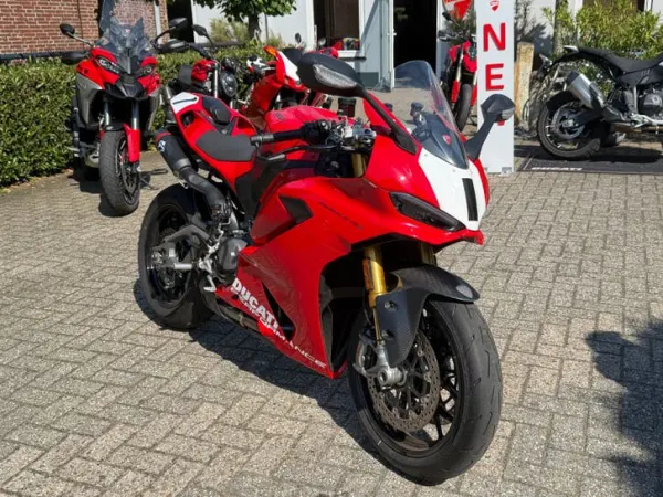 2025 Ducati Panigale V2 - € 21.500 · Bieden (1/1)