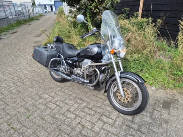 Year unknown Moto Guzzi California - €2,300 · Bidding (1/1)