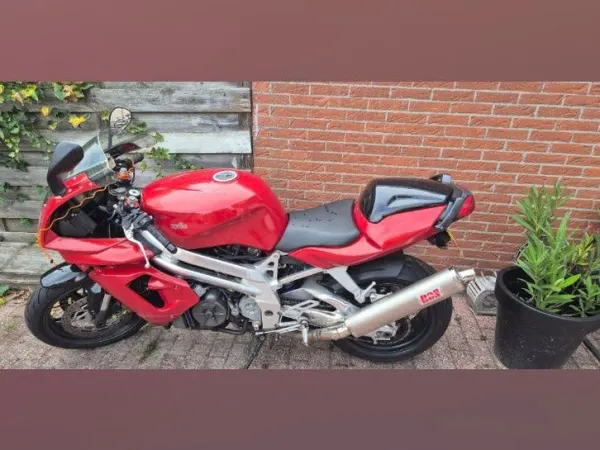 Year unknown Aprilia SL Falco - €2,600 · Bidding (1/1)
