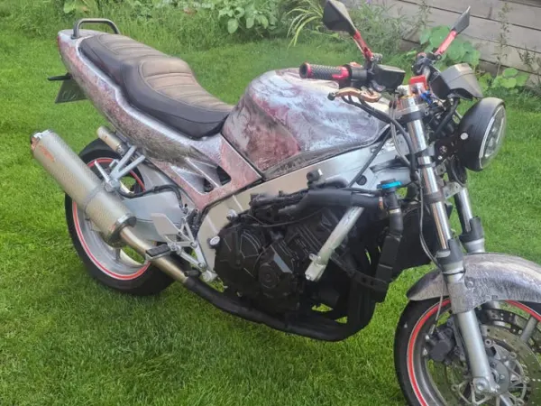 Year unknown Honda CBR600 f2 + Honda VZR 750 v4 - €850 (1/1)