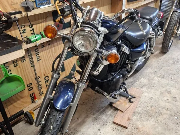 Year unknown Yamaha XV 535 - €700 · Bidding (1/1)