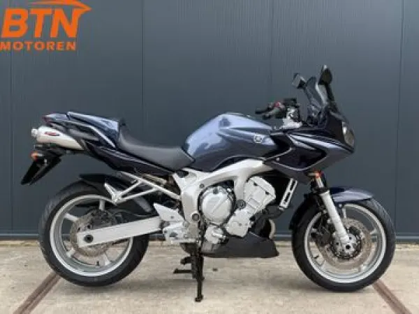 2004 Yamaha FZ 6 S Fazer - € 4.450 (1/1)