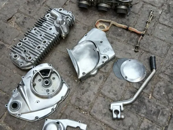 Year unknown Suzuki GT 750 - Bidding (1/1)