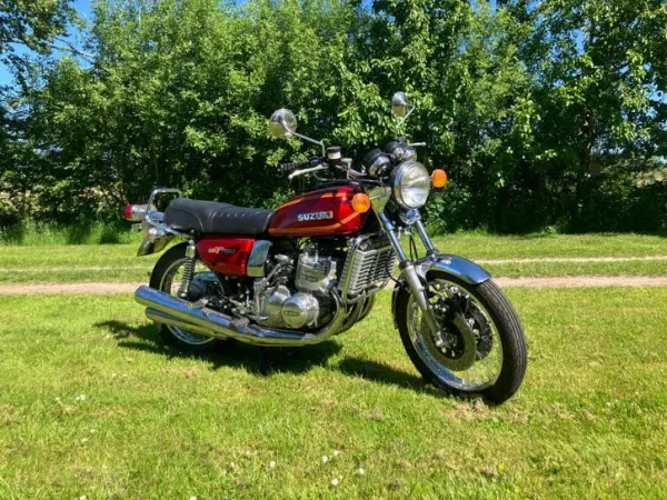 1976 Suzuki GT 750 - €13,750 · Bidding (1/1)