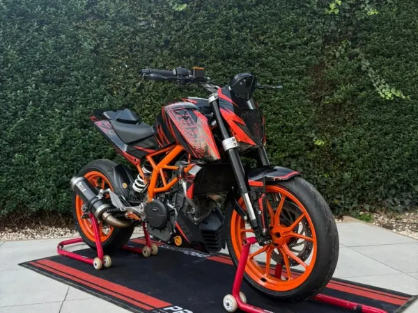 Year unknown KTM Duke 390 2016 (circuitmotor) - €2,750 · Bidding (1/1)