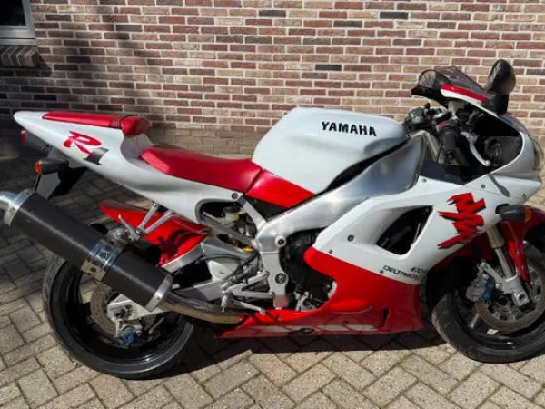 Bouwjaar onbekend Yamaha YZF R1 - € 12.500 · Bieden (1/1)