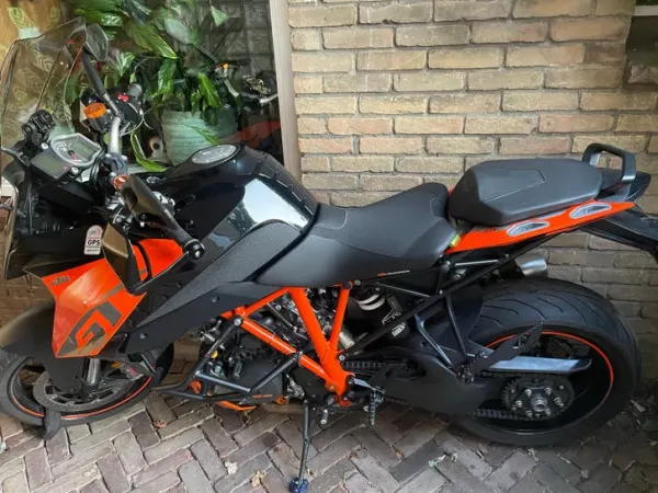 Year unknown KTM 1290 Super Duke GT - €8,950 · Bidding (1/1)