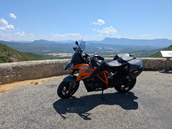 2024 KTM 1290 Super Duke GT - €16,899 · Bidding (1/1)