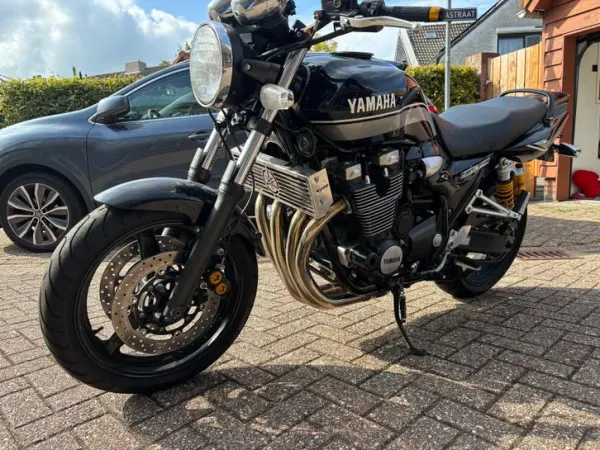 2012 Yamaha XJR 1300 - € 6.000 (1/1)