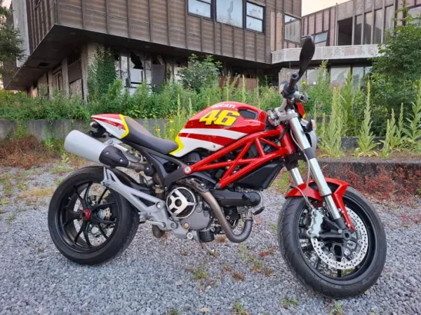 2010 Ducati Monster 1100 Valentino Rossi Uitvoering 33k Gelopen - € 4.650 (1/1)