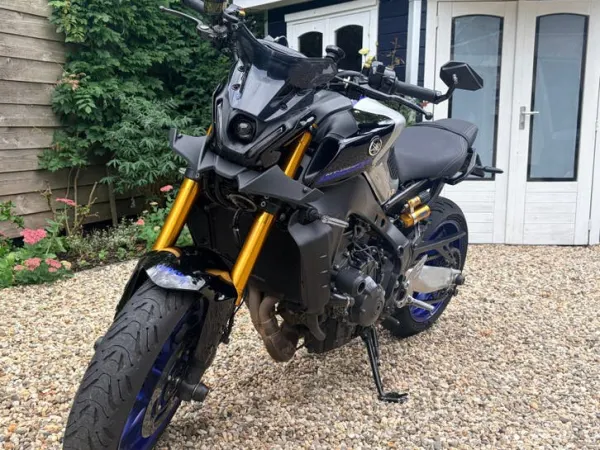 Bouwjaar onbekend Yamaha MT09 SP 2023-Eerste eigenaar, Garantie tot 12-2028 - € 9.500 · Bieden (1/1)