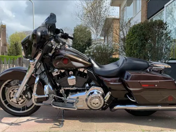 Year unknown Harley-Davidson Street Glide - €12,500 · Bidding (1/1)