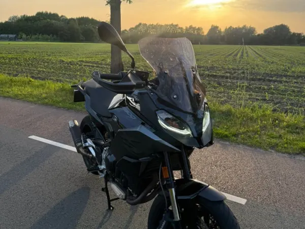 2022 BMW F 900 XR - € 9.750 · Bieden (1/1)