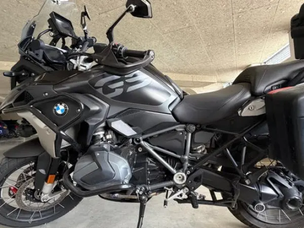 2021 BMW R 1250 GS Triple Black-Zeer Compleet - €20,000 · Bidding (1/1)